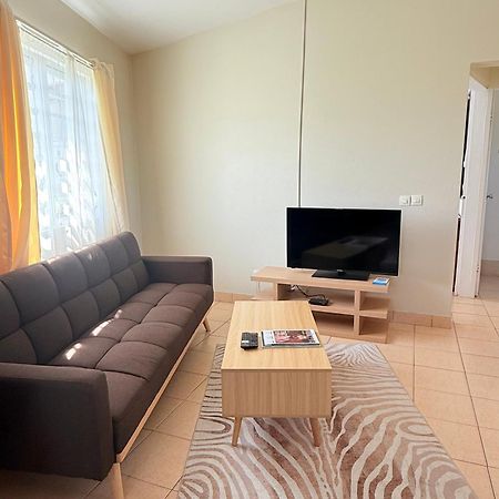 Hill Top Cottage La Savane Экстерьер фото