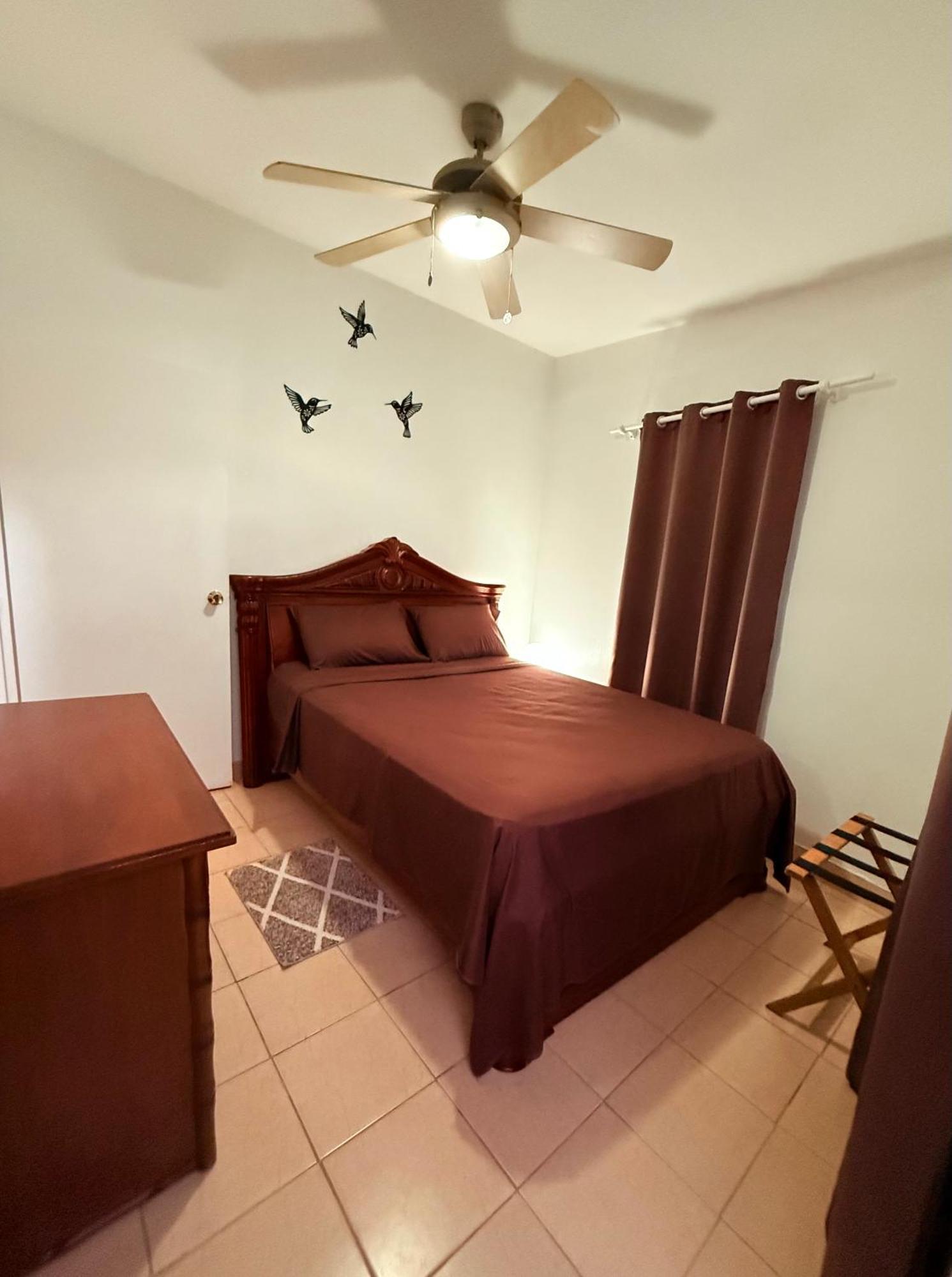Hill Top Cottage La Savane Экстерьер фото